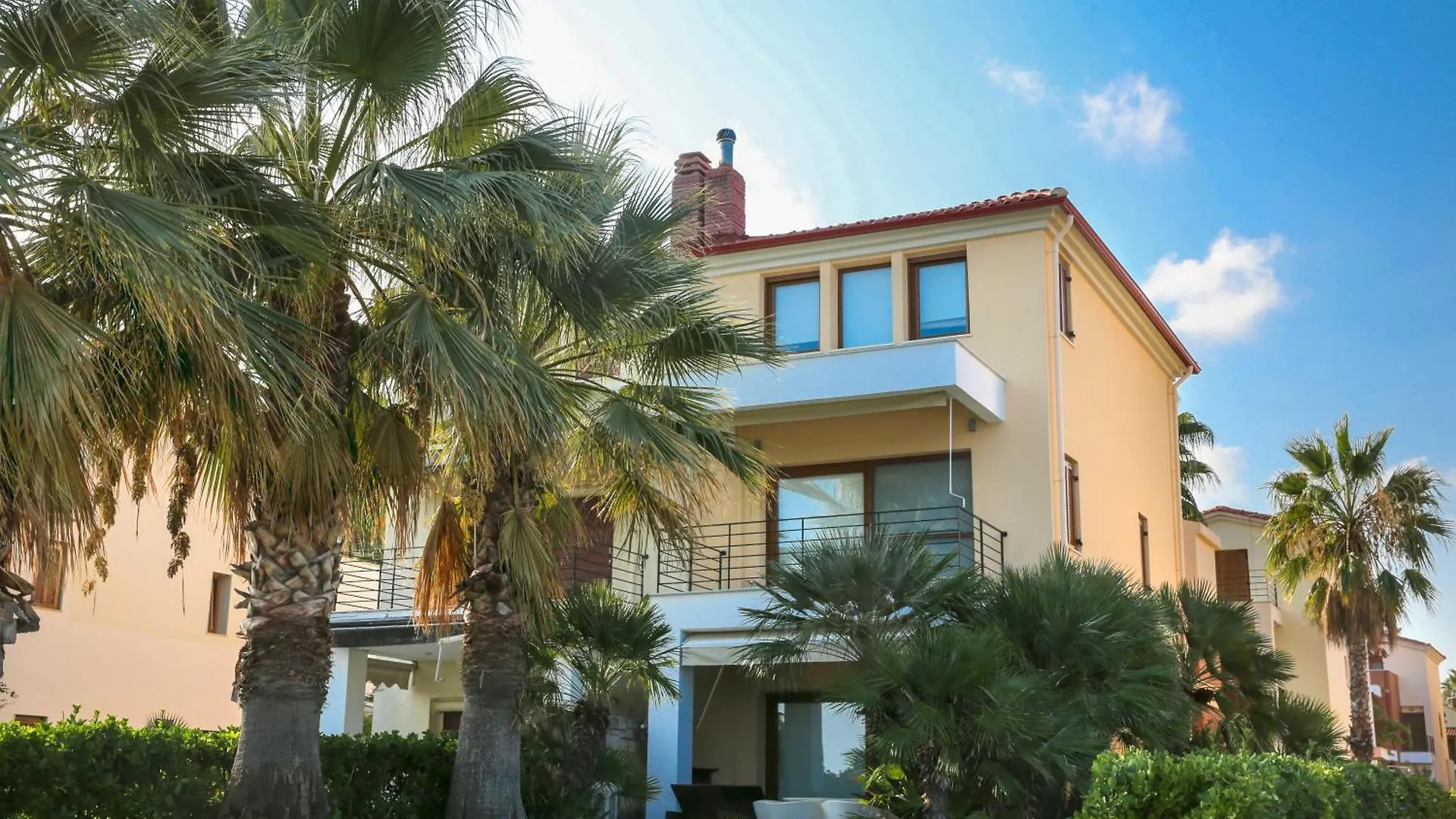 Exceptional Beachfront Villa Blue Cocoon Pefkochori 0*,  Greece