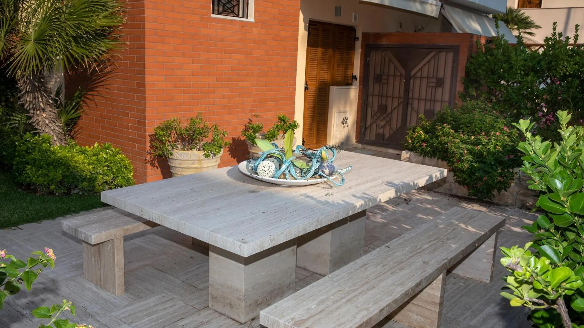 Exceptional Beachfront Villa Blue Cocoon Pefkochori
